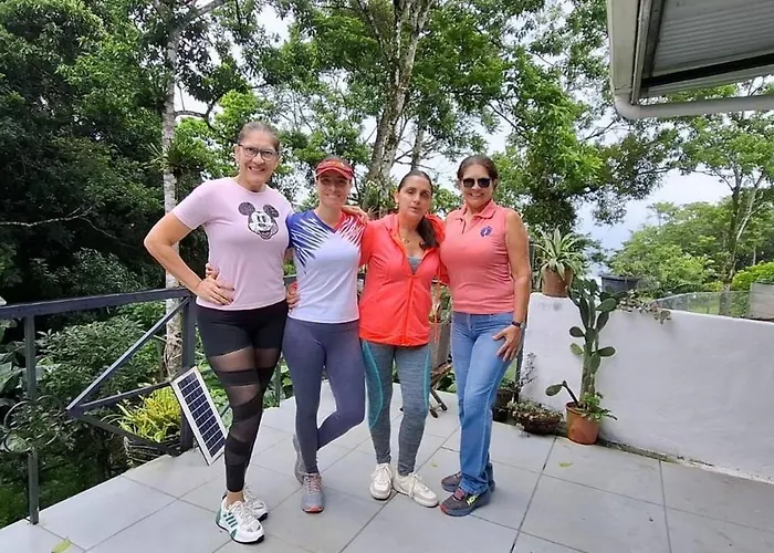 Сasa de vacaciones At Alexas Nature House